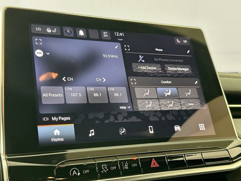 Used 2023 Jeep Compass Limited w/ Elite Group AWD/4WD image 14