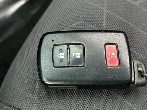 Used 2019 Toyota Tacoma TRD Sport image 24