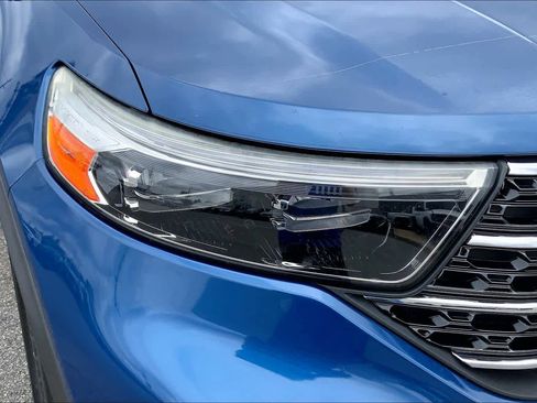 Certified 2020 Ford Explorer XLT RWD image 27