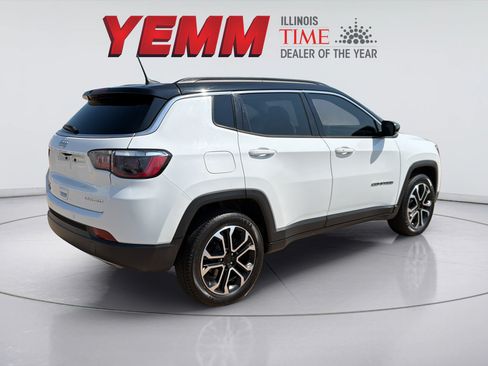 Used 2023 Jeep Compass Limited AWD/4WD image 13