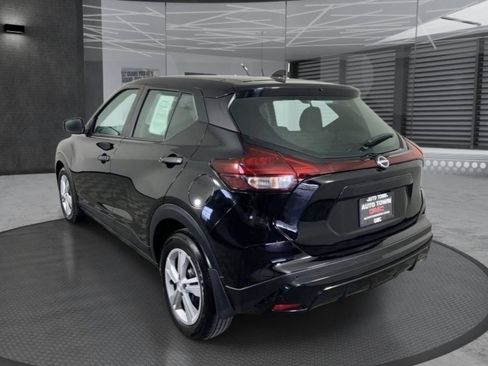Used 2025 Nissan Kicks Play S FWD image 7