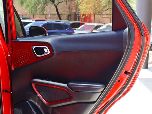 Used 2021 Kia Soul Turbo FWD image 26