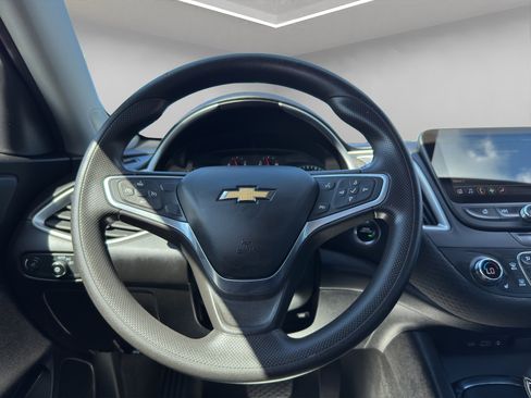 Used 2022 Chevrolet Malibu LT image 10