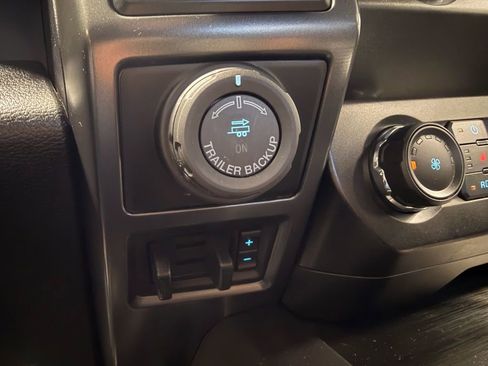 Used 2019 Ford F150 XLT w/ Equipment Group 302A Luxury image 37