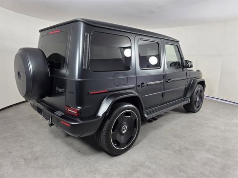 Used 2025 Mercedes-Benz G 63 AMG 4MATIC image 4