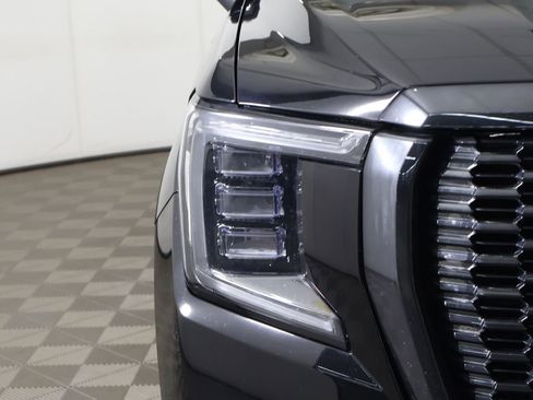 Used 2024 GMC Yukon Denali Ultimate AWD/4WD image 19