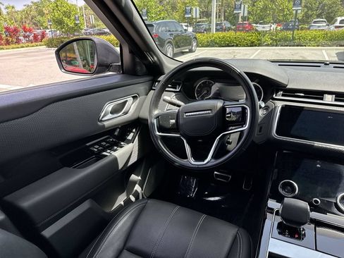Used 2022 Land Rover Range Rover Velar R-Dynamic S AWD/4WD image 21