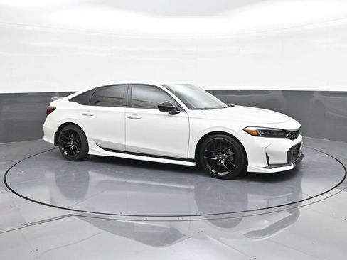 Certified 2025 Honda Civic Sport image 17