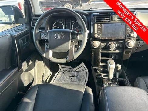 Used 2022 Toyota 4Runner TRD Off-Road Premium image 18