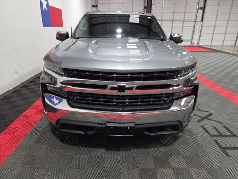 Used 2019 Chevrolet Silverado 1500 LT w/ Texas Edition image 4