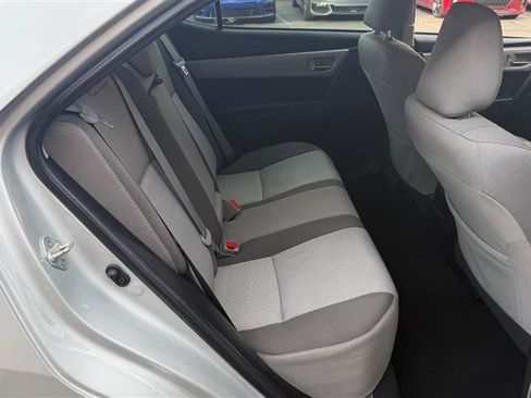 Used 2019 Toyota Corolla LE FWD image 16