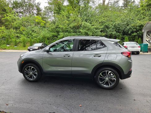 Used 2023 Buick Encore GX Select AWD/4WD image 5