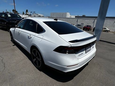 Used 2023 Honda Accord Sport image 7