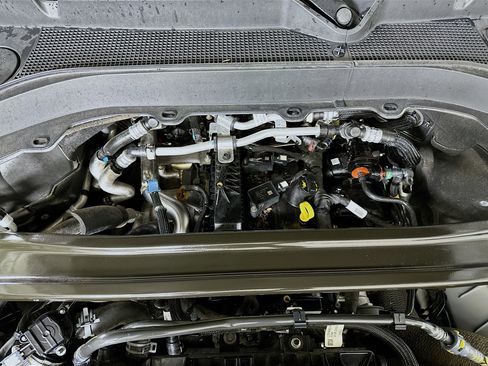 Used 2022 Ford Explorer Limited image 35