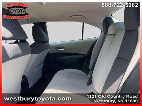 Used 2021 Toyota Corolla LE FWD image 14