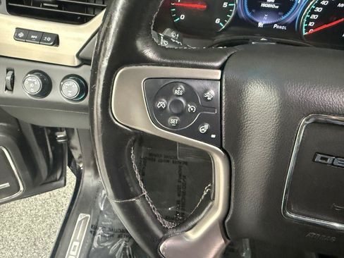 Used 2019 GMC Yukon XL Denali AWD/4WD image 13