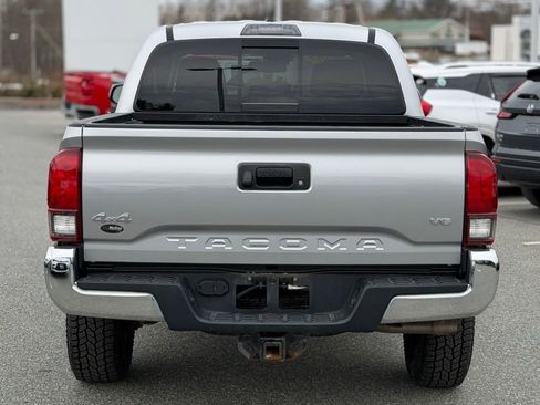 Certified 2023 Toyota Tacoma SR5 AWD/4WD image 4