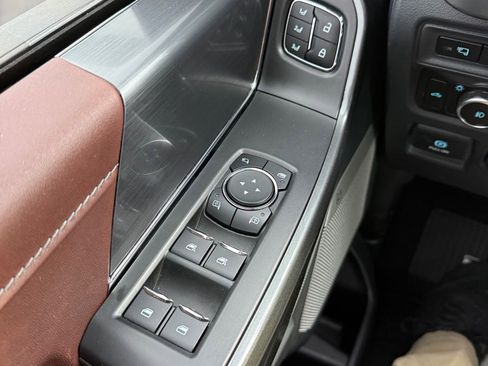 Used 2023 Ford F150 Lariat w/ Equipment Group 502A High image 26