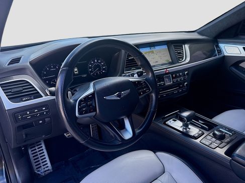 Used 2018 Genesis G80 3.3T Sport RWD image 9