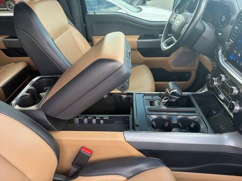 Used 2023 Ford F150 Lariat w/ Equipment Group 502A High image 41