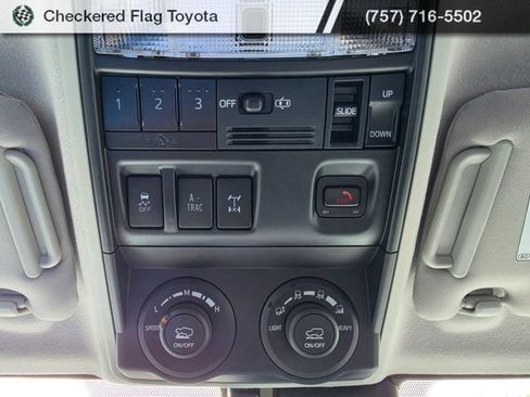Used 2024 Toyota 4Runner TRD Off-Road Premium w/ Off Road Premium Plus Package AWD/4WD image 10
