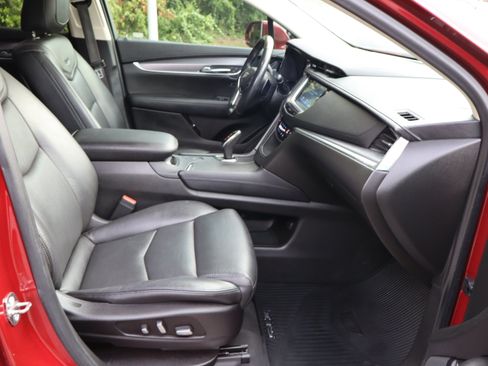 Used 2019 Cadillac XT5 Luxury FWD image 31