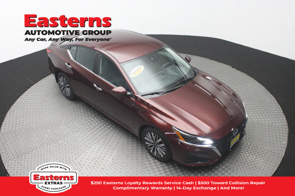 Used 2023 Nissan Altima 2.5 SV FWD image 4