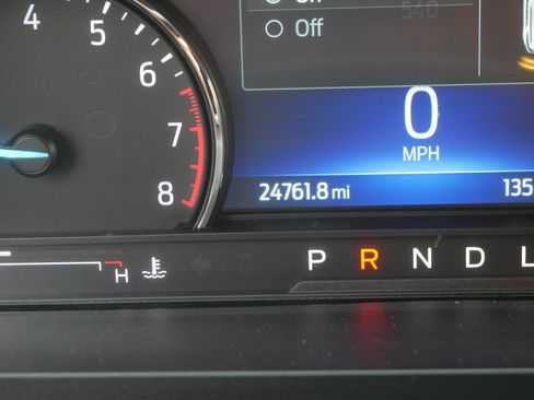 Used 2023 Ford Explorer XLT w/ Equipment Group 202A AWD/4WD image 35