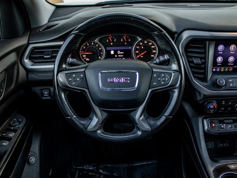 Used 2020 GMC Acadia AT4 image 29