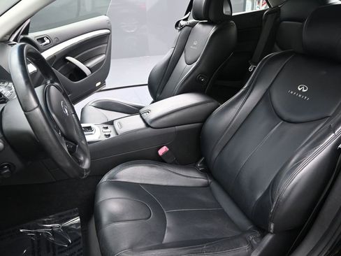 Used 2014 INFINITI Q60 Convertible w/ Premium Package image 9