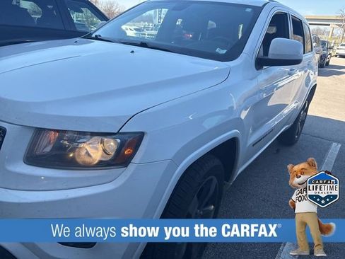 Used 2015 Jeep Grand Cherokee Altitude image 2