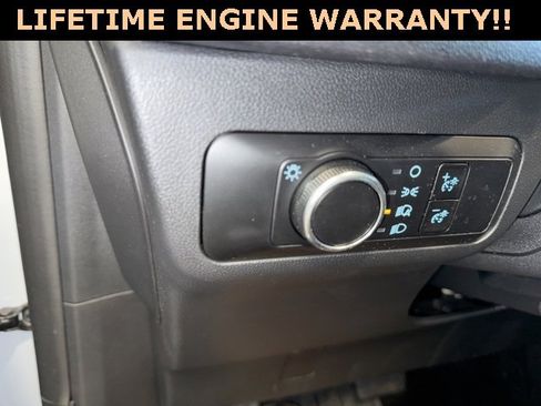 Used 2025 Ford Escape ST-Line w/ Cold Weather Package image 19