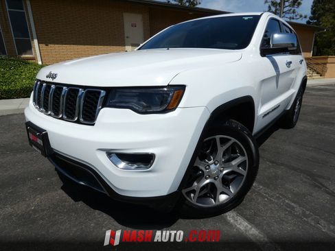 Used 2019 Jeep Grand Cherokee Limited w/ Luxury Group II AWD/4WD image 15