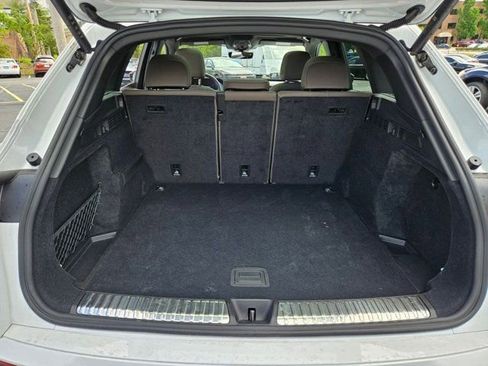 Used 2025 Audi Q5 Premium w/ Convenience Package AWD/4WD image 22