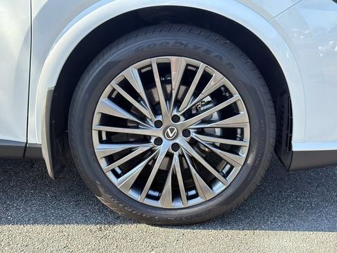 Used 2023 Lexus RX 350 w/ Accessory Package (Z1) AWD/4WD image 14