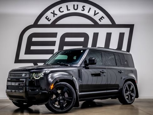 Used 2022 Land Rover Defender 110 X-Dynamic HSE AWD/4WD image 1