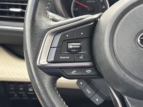 Used 2020 Subaru Ascent Premium w/ Convenience Package image 14