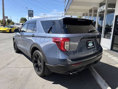 Used 2021 Ford Explorer ST w/ ST Street Pack AWD/4WD image 4