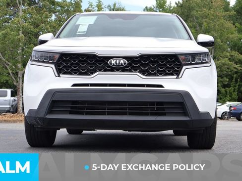 Used 2021 Kia Sorento LX FWD image 3