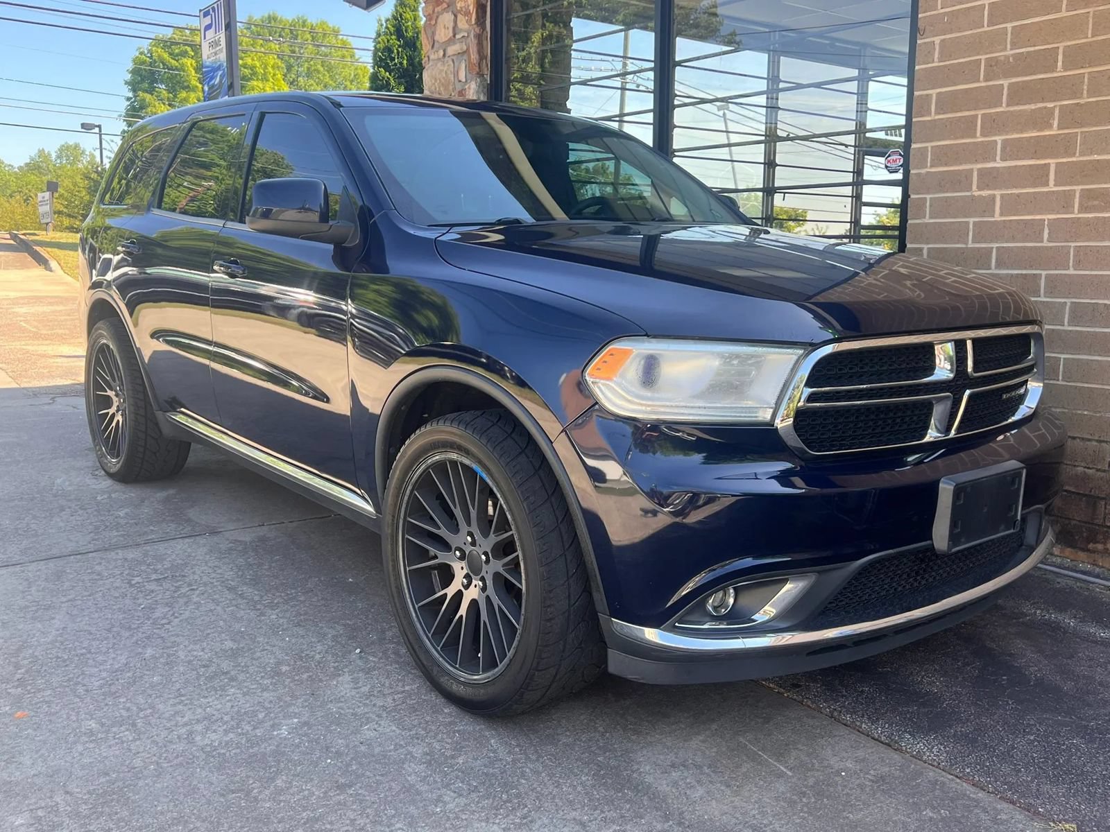 Used 2017 Dodge Durango SXT w/ 3rd Row Seating Group AWD/4WD image 1