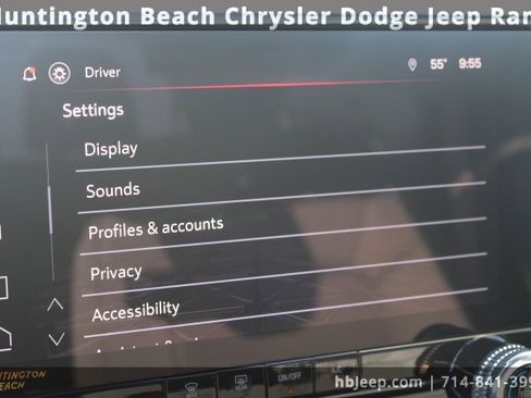 Used 2026 GMC Canyon Elevation image 21