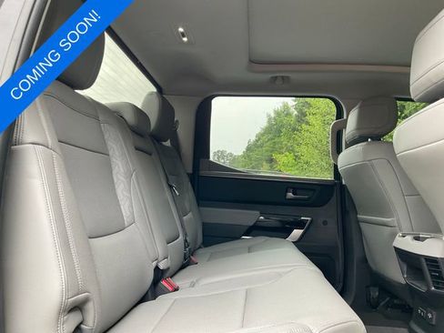 Used 2023 Toyota Tundra Limited AWD/4WD image 7