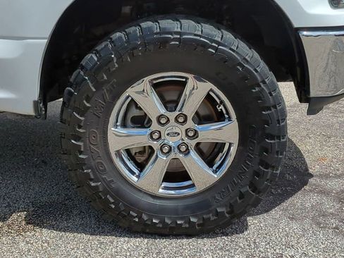 Used 2018 Ford F150 XLT w/ Equipment Group 302A Luxury image 11