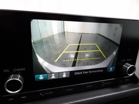 Used 2025 Honda Civic Sport image 17