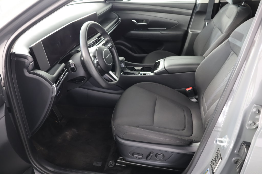 Used 2025 Hyundai Tucson SEL AWD/4WD image 19