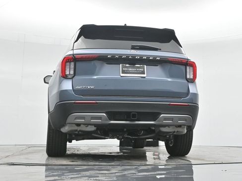 New 2025 Ford Explorer Active w/ Active Comfort Package image 33
