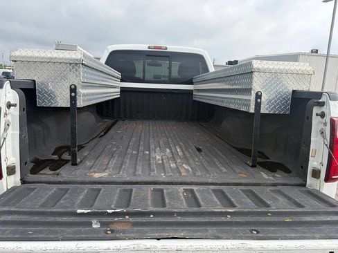 Used 2011 Ford F350 XLT w/ XLT Interior Pkg AWD/4WD image 14