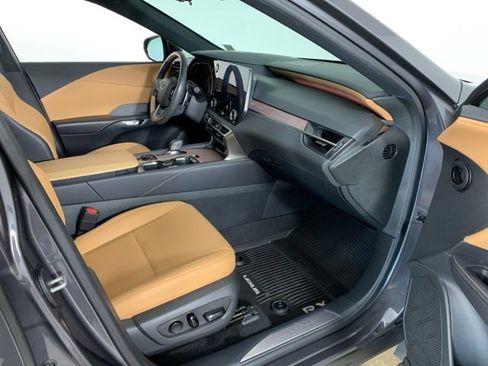 Used 2024 Lexus RX 350 Premium Plus w/ Convenience Package image 39