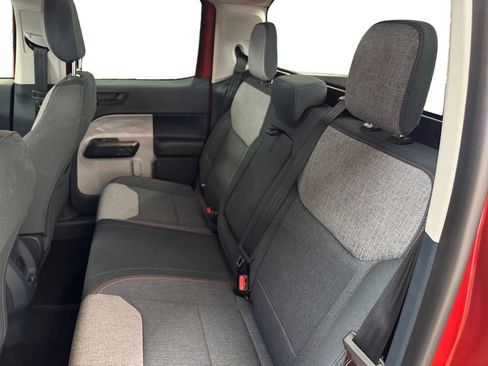 Used 2024 Ford Maverick XLT image 13