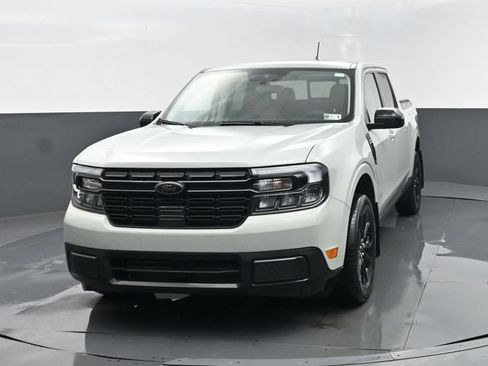 Used 2024 Ford Maverick Lariat w/ Black Appearance Package AWD/4WD image 23